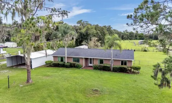 2742 Dad Weldon Rd, Dover, FL, 33527