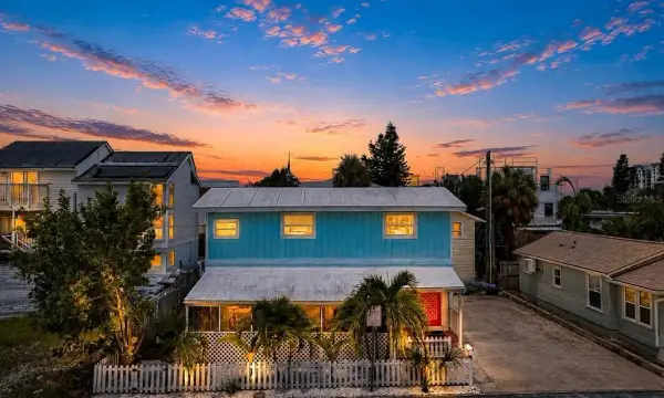120 93rd Avenue, Treasure Island, FL, 33706