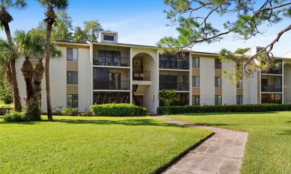 1423 Pine Glen Lane, Unit C1, Tarpon Springs, FL, 34688