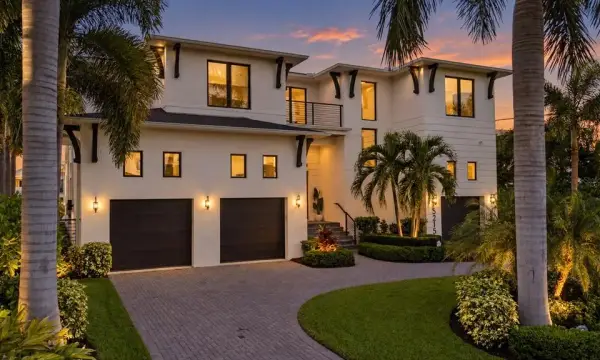 5215 W Neptune Way, Tampa, FL, 33609