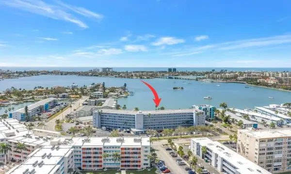 1868 Shore Drive S, Unit 310, South Pasadena, FL, 33707