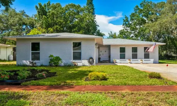 1131 Lancer Lane, Tarpon Springs, FL, 34689