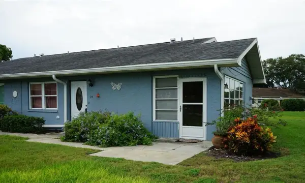 1904 Canterbury Lane, Unit 24, Sun City Center, FL, 33573