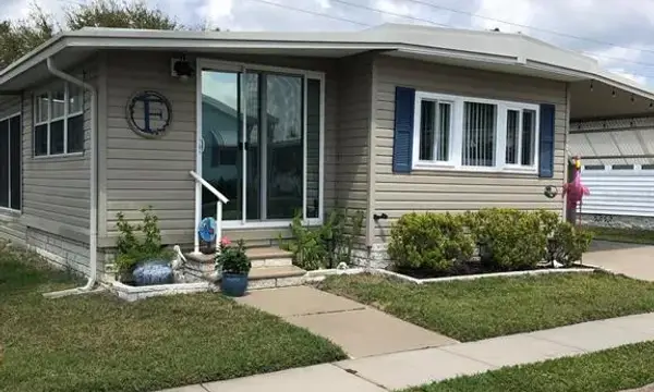 1100 Belcher Road S, Unit 18, Largo, FL, 33771