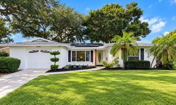 2040 Forest Drive, Clearwater, FL, 33763