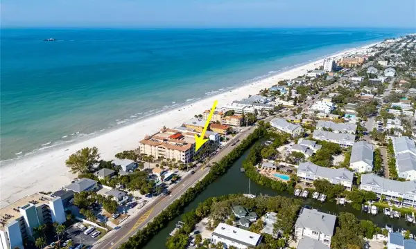 604 Gulf Boulevard, Unit 207, Indian Rocks Beach, FL, 33785