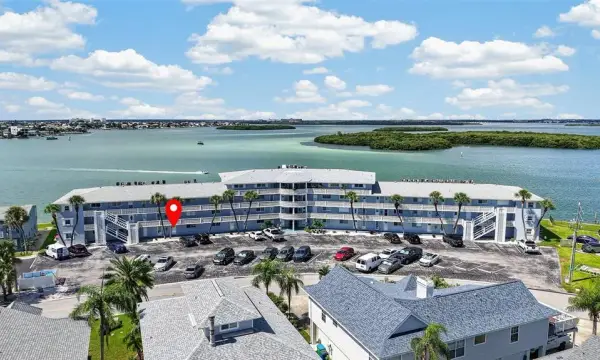 280 126th Avenue, Unit 103, Treasure Island, FL, 33706