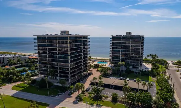 7650 Bayshore Drive, Unit 805, Treasure Island, FL, 33706