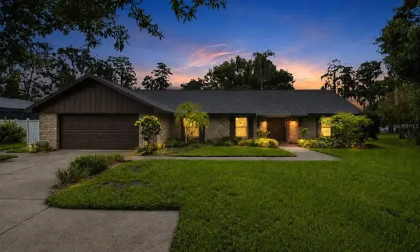 15301 Lake Maurine Drive, Odessa, FL, 33556