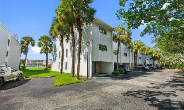 12140 Capri Circle S, Treasure Island, FL, 33706