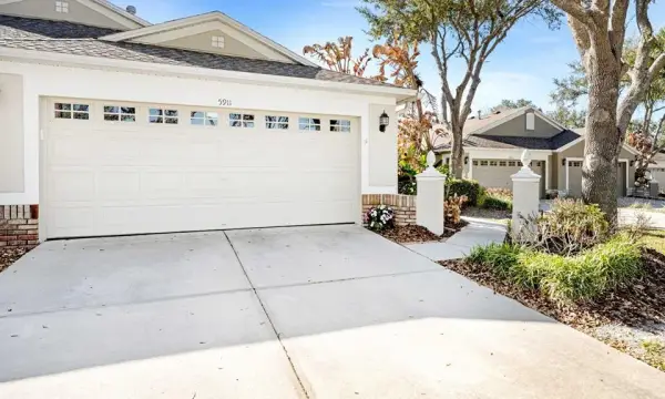 5911 Phoebenest Drive, Lithia, FL, 33547