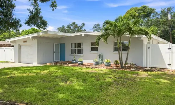 11610 116th Street, Seminole, FL, 33778