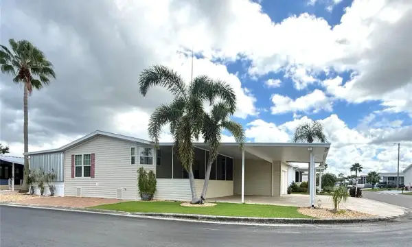 225 S Port Royal Lane, Apollo Beach, FL, 33572