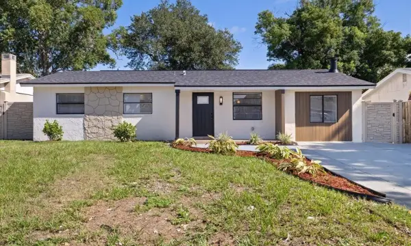 8231 82nd Avenue, Seminole, FL, 33777