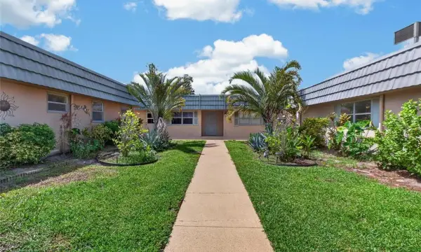 1802 Bedford Terrace, Unit 180, Sun City Center, FL, 33573