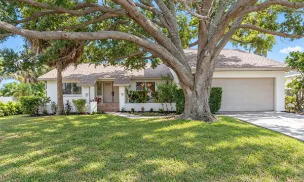 630 Pinta Drive, Tierra Verde, FL, 33715