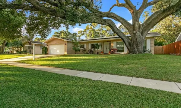 2260 Saint Charles Drive, Clearwater, FL, 33764
