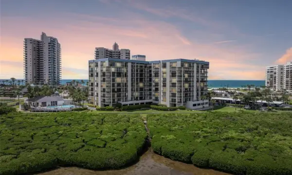 1501 Gulf Boulevard, Unit 104, Clearwater Beach, FL, 33767