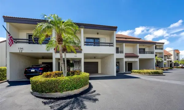 126 1st Street E, Unit 102, Tierra Verde, FL, 33715