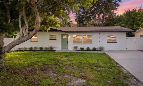6212 42 Avenue N, St Petersburg, FL, 33709
