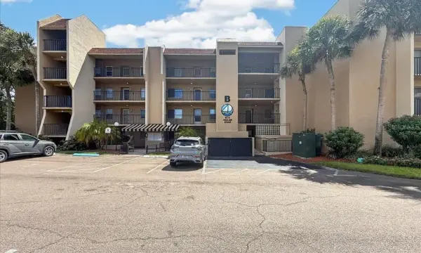 90 S Highland Avenue, Unit 317, Tarpon Springs, FL, 34689