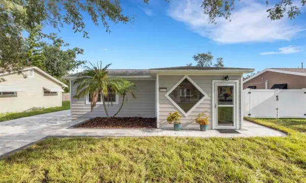 5211 48th Terrace N, St Petersburg, FL, 33709