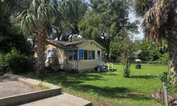 10507 Main Street, Thonotosassa, FL, 33592