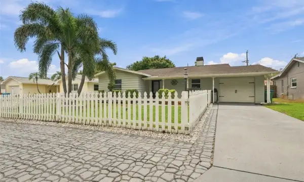 11084 102nd Terrace, Seminole, FL, 33778