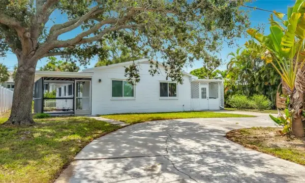 355 39th Avenue, St Pete Beach, FL, 33706
