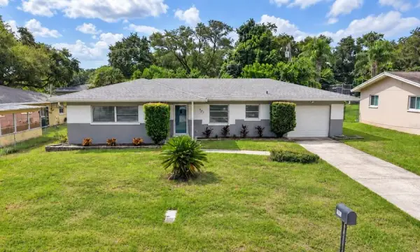 961 Lyndhurst Street, Dunedin, FL, 34698