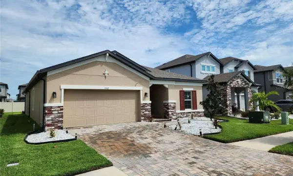 9342 Crescent Ray Drive, Wesley Chapel, FL, 33545