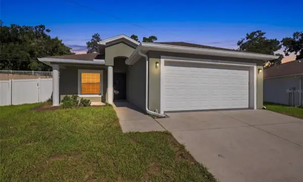 37150 Highland Bluff Circle, Dade City, FL, 33523