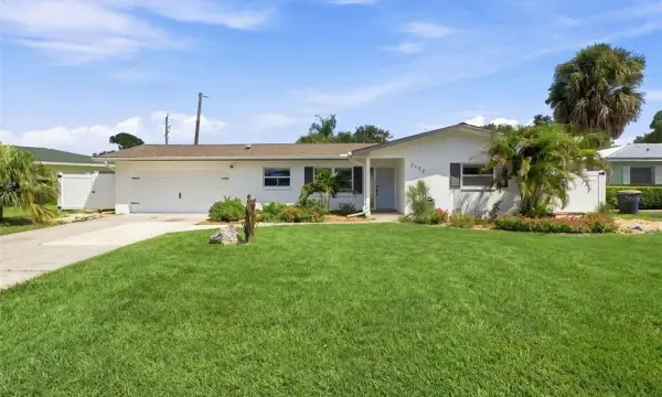 2172 University Drive S, Clearwater, FL, 33764